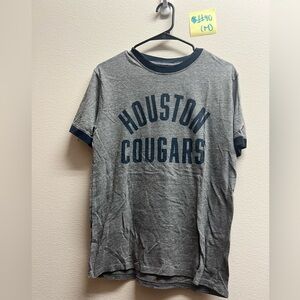 Comfy gray UH tshirt